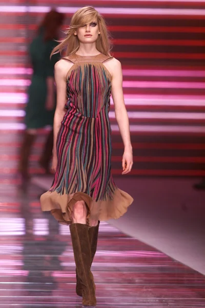 Look 37